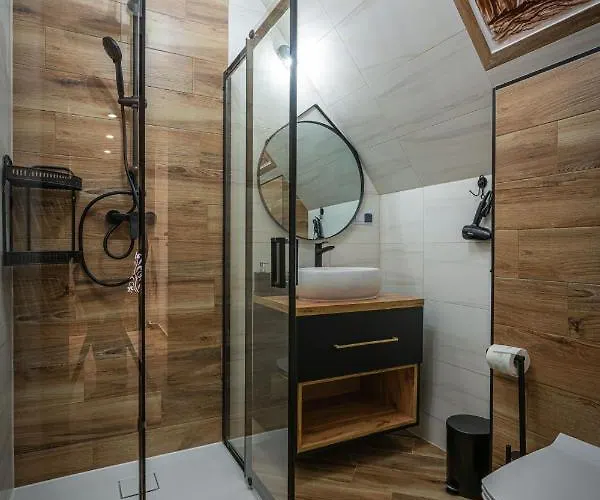 Bukowianka شاليه مورزاسيخله